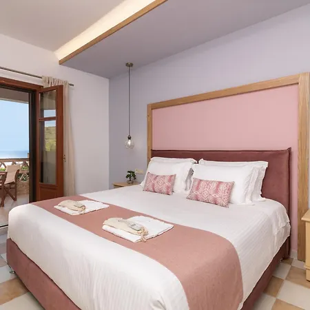 Sea View Village 4*
