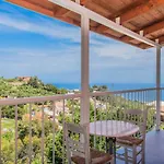 Sea View Village 4*