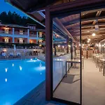 Aparthotel Sea View Village 4*