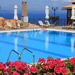 Aparthotel Sea View Village