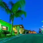 Aparthotel Sea View Village