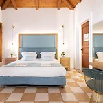 Sea View Village 4*