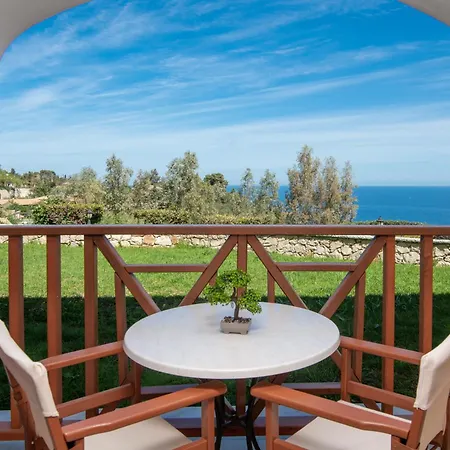 Apartahotel Sea View Village
