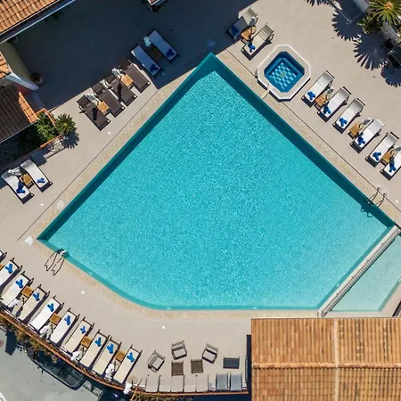 Sea View Village 4*