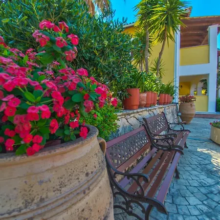 Sea View Village Hotel apartamentowy Vasilikí