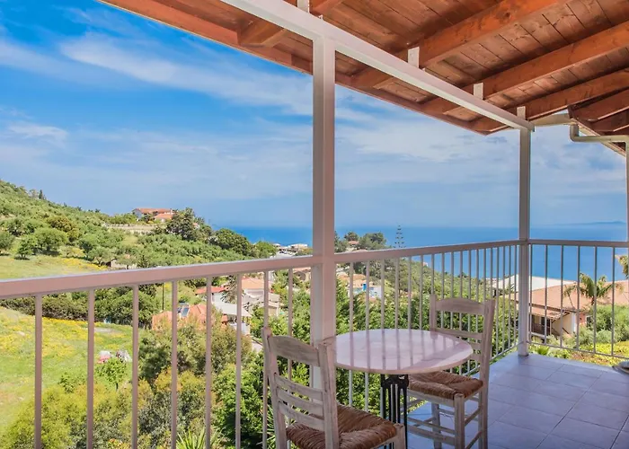 Sea View Village 4*