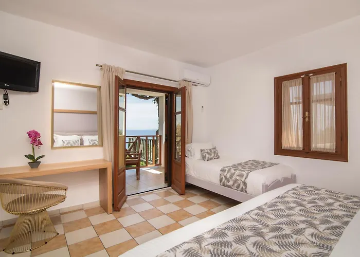 Apartmanhotel Sea View Village 4*