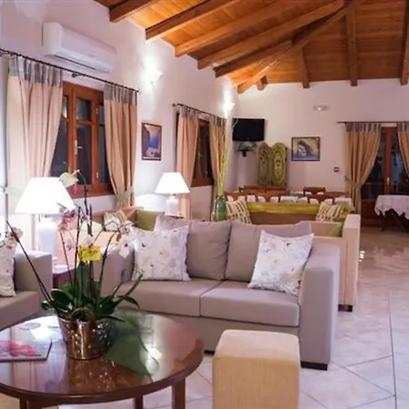 Sea View Village Aparthotel