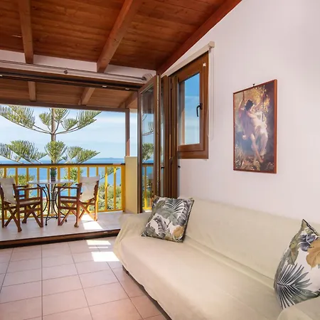 Aparthotel Sea View Village 4*