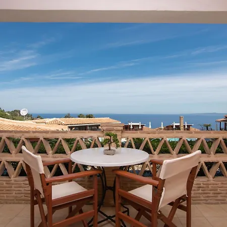 Sea View Village 4*