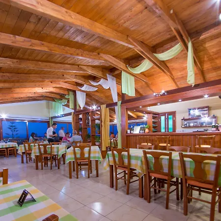 Sea View Village Aparthotel