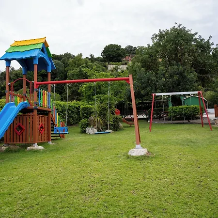 Aparthotel Sea View Village