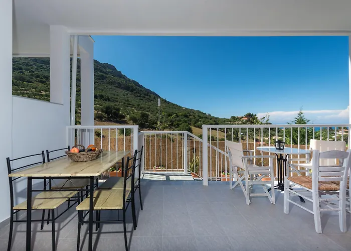 Sea View Village 4*